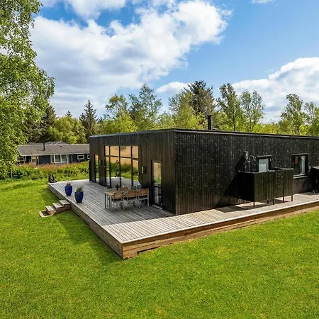 Holiday home 4 Bedroom Gorgeous In *