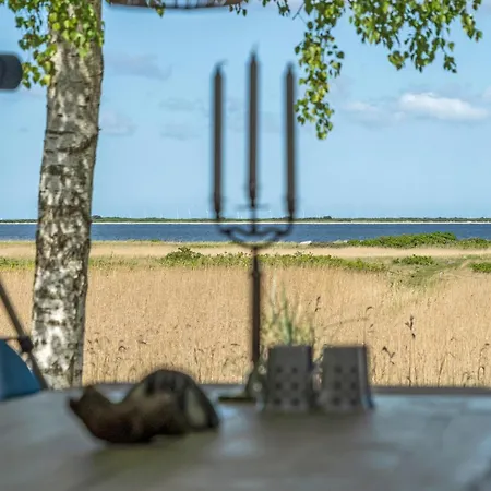 4 Bedroom Gorgeous In Holiday home Fur
