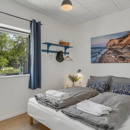 Σπίτι διακοπών 4 Bedroom Gorgeous In Fur